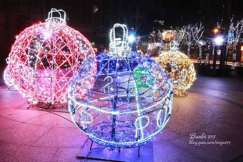 2013新北市歡樂耶誕城 聖誕節旅遊免費景點活動 (捷運板橋站,板橋車站)[文末附板橋美食]