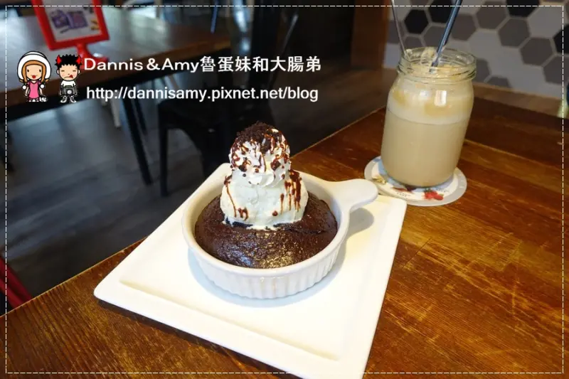 ♥女生愛的台中西屯區甜點下午茶♥▋Oh! Sweet Diner 美式甜點餐廳 好吃的布朗尼 ▋情侶約會 閨密姐妹聚餐-「剎有其食」台中美食祭集點活動，即日起至11月底止