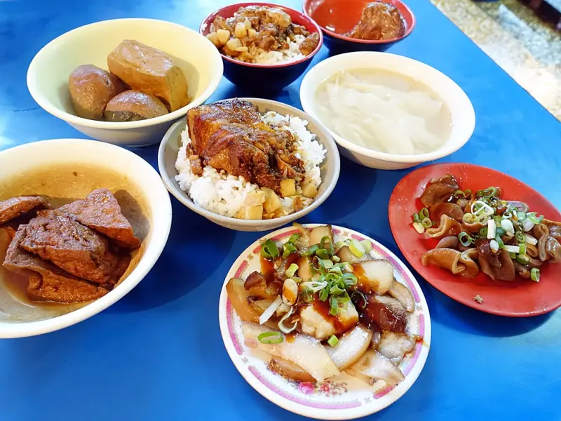 【台中西區】松香爌肉飯