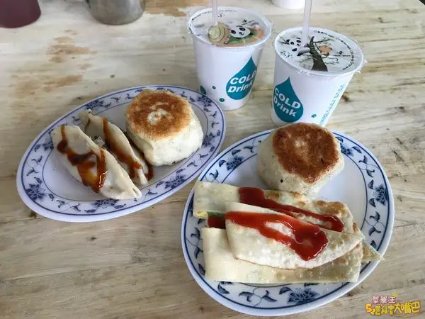 台中南區美食早餐》陳記早點菜單價位大公開！就算撐破肚皮也要再來一顆大煎餃～台中興大必吃美食小吃餐廳推薦。
