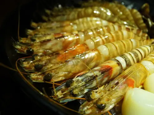 ＜台北｜信義＞好客燒肉吃到飽 帝王蟹 戰斧牛排 市府店 音樂現場LIVE演唱