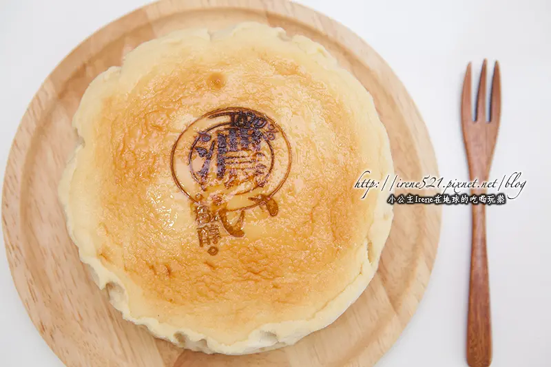 【桃園】一拍即合，淋醬與蛋糕的美味相遇．濃手感烘焙