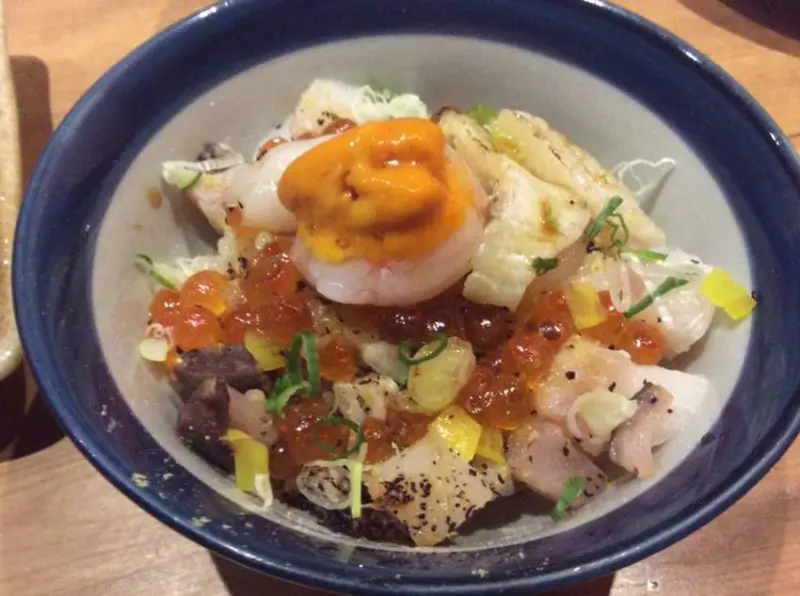   中壢日式無菜單料理名家【坐著做すし握壽司】美味啖出朵花來