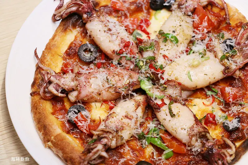 台北最強披薩界LV『義大利米蘭手工窯烤披薩台北中山店』四平街義式料理/小卷披薩、冰披薩、牛排、豬排、羊排都很強(捷運松江南京站)