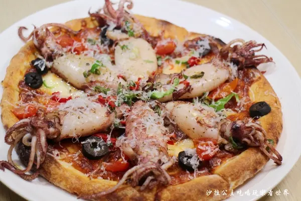 四平陽光商圈美食『義大利米蘭手工窯烤披薩餐廳(台北中山店)』必點冰披薩/肋排/牛.羊排/捷運松江南京站