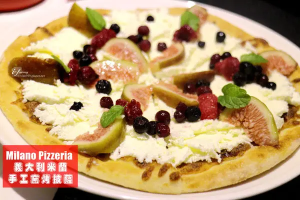 【松江南京站】義大利米蘭手工窯烤披薩~披薩/牛排雙重美味享受