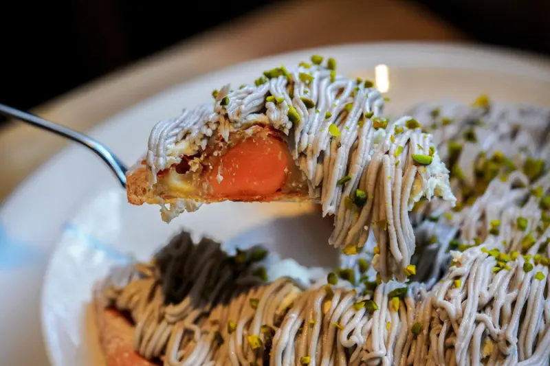 義大利米蘭手工窯烤披薩milano pizzeria taipei X魔王 台北中山區 你有吃過用中秋月餅做成的披薩嗎？ 一年一度中秋節限定披薩 廣式伍仁披薩 明月鳳梨披薩 芋香蛋黃披薩 捷運松江南京