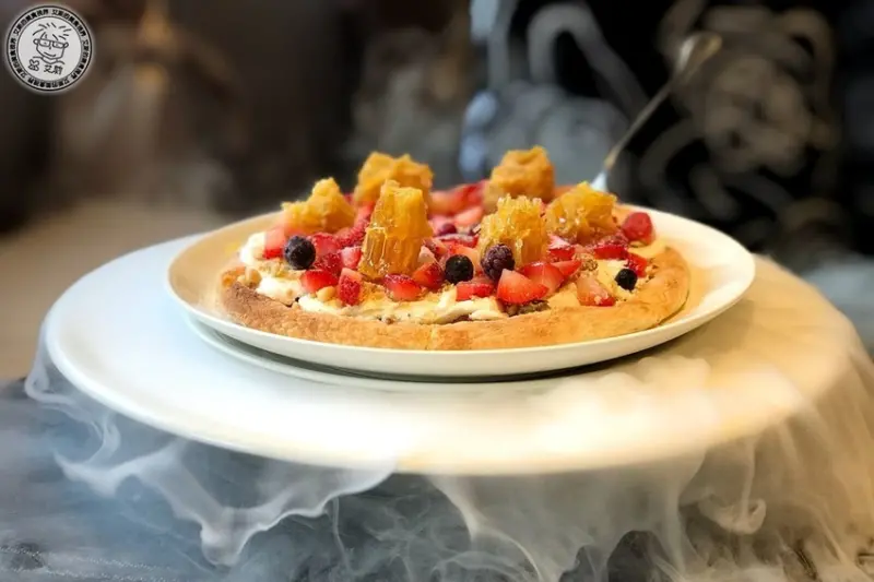 [披薩．炸雞]我人生目前最愛的披薩就在這．厚又酥的披薩餅皮．薄脆的炸雞．視覺系的冰披薩．義大利米蘭手工窯烤披薩 台北中山店 Milano Pizzeria Taipei