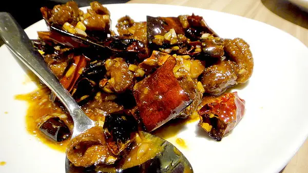 【台北大安】鄉巴佬湘8老傻傻分不清楚！嗆辣有勁湘菜料理！