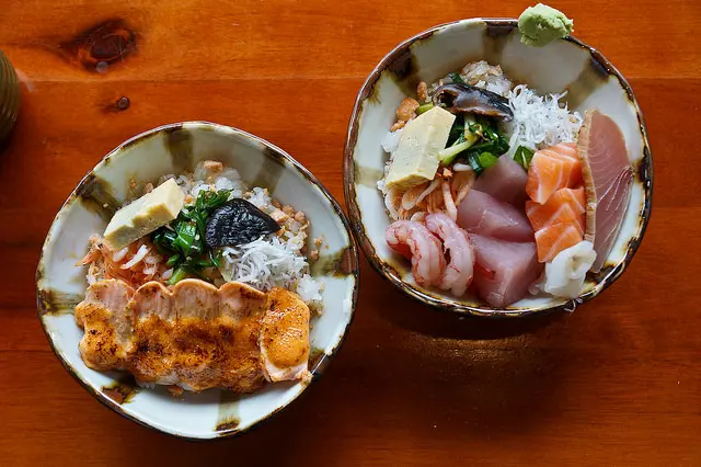 [食記]礁溪 鬧中取靜 用心的平價日式料理 - 六源味屋(原小六食堂)