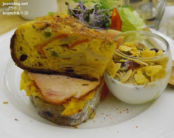 [長安東路]鬥牛士Brunch&牛排，32盎司美國巨無霸牛排分享餐，早午餐CP值超高(全日供應)