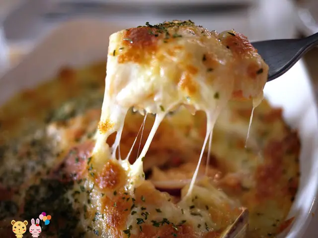 
【金山找咖啡】韓式泡菜海鮮焗飯
