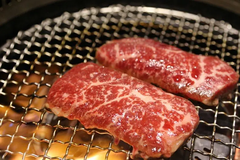 【台中】牧島燒肉 -  白黃綠黑金五色套餐滿足每一張挑剔的味蕾
