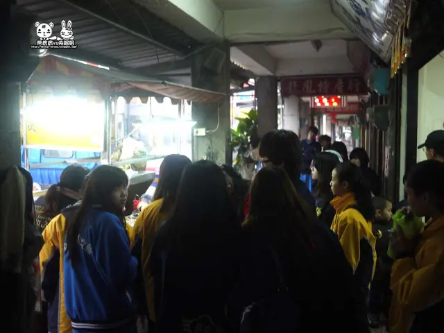 
【金門美食】阿亮雞排-排隊排到別人家
