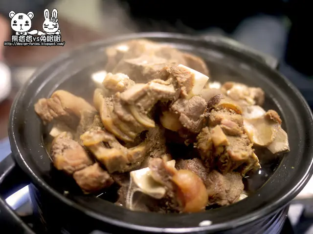 
【金門鄉間美食】熱呼呼的清雅羊肉爐
