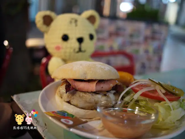 
【愛心合作】逢甲夜市必吃。offermake 造堡的不明風
