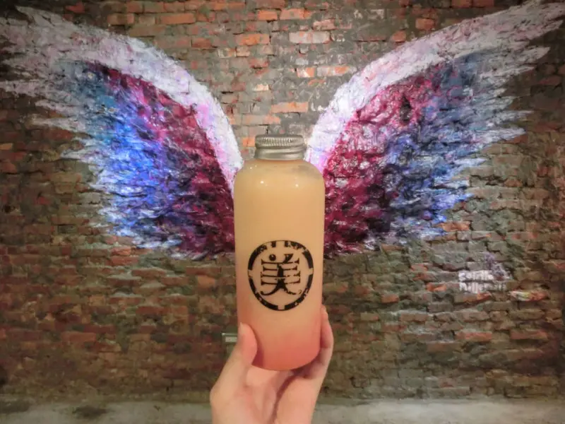 【食記】台北東區｜最潮打卡地點｜天使翅膀彩繪牆｜美好年代二店｜小美好｜近捷運忠孝復興