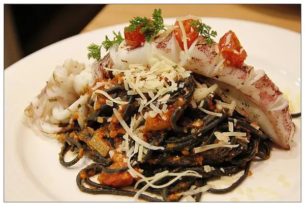 【台北大安區】捷運國父紀念館站美食．甜點精緻、食材用心－☾貝比諾小館Cafe Bambino☽