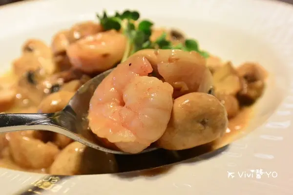 *試吃招待* 台北東區 捷運忠孝復興站* BUTTER 法式輕食餐廳 氣氛好、精緻創意美食