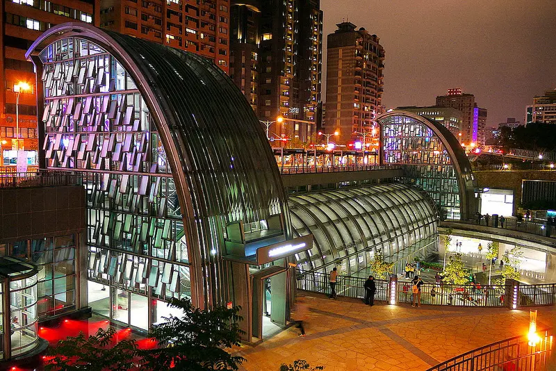 【台北】台北新秘密花園 北捷最美麗車站 ● 大安森林公園站