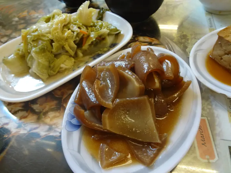 1020714[禮官三小愛台灣]銅板美食王家香火雞肉飯好吃飄香到萬家都香香好幸福