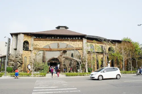 超級可愛的喵喵風@台南安平虱目魚主題館