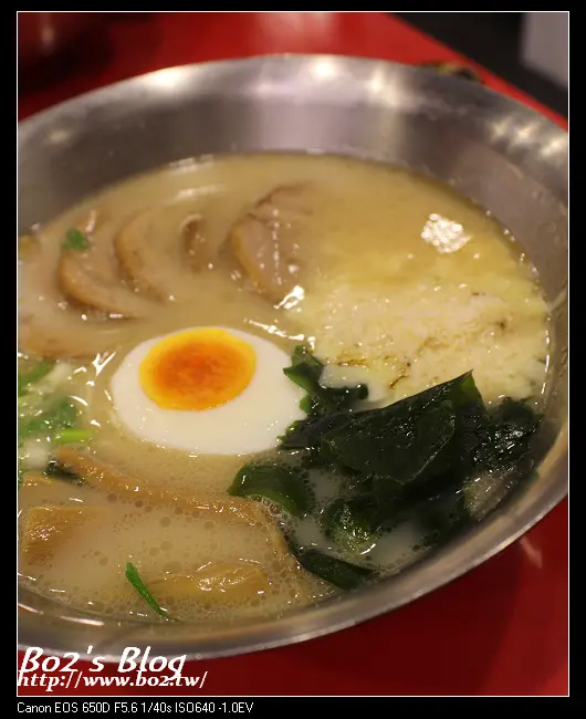 
台南.東區-Mr.拉麵(日本著名的九州豚骨拉麵)
