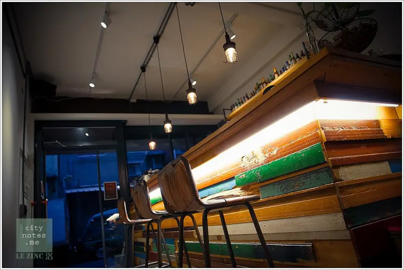 洛咖啡Le Zinc‧大稻埕霞海城隍廟旁的小酒館