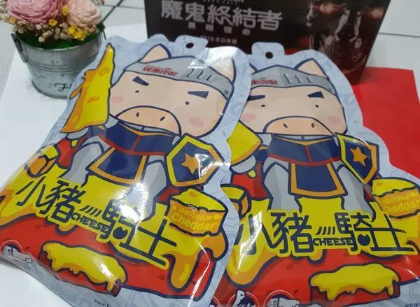 [宅配美食]快車肉乾新品|小豬騎士-起司豬肉乾~Tina愛分享