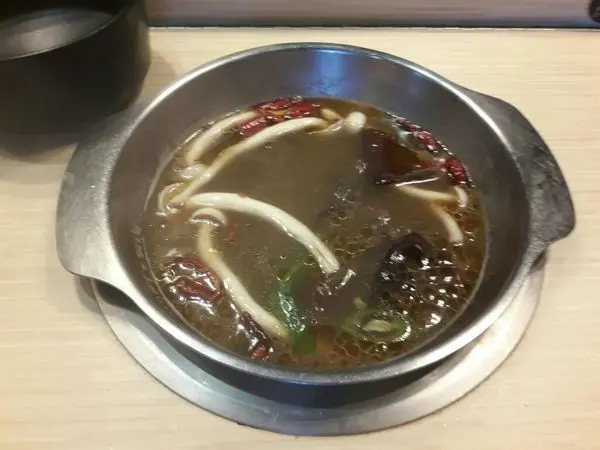 火鍋野菜無限量吃到飽只要350元~日曜天地上澄鍋物