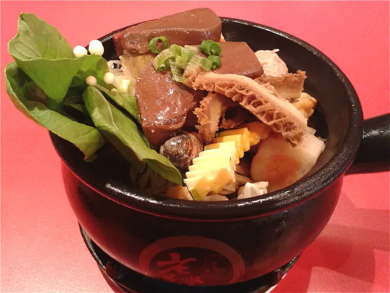 老先覺麻辣窯燒鍋(金馬店)--獨自一個人也可以享受的溫暖鍋物