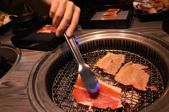 東區高空的美味饗宴：好客-酒吧燒烤(忠孝店)