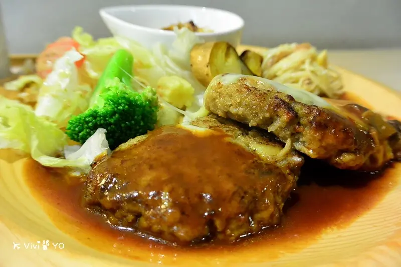 台北中山區 捷運南京復興站 Machikaka 巷弄間日式定食咖啡小店