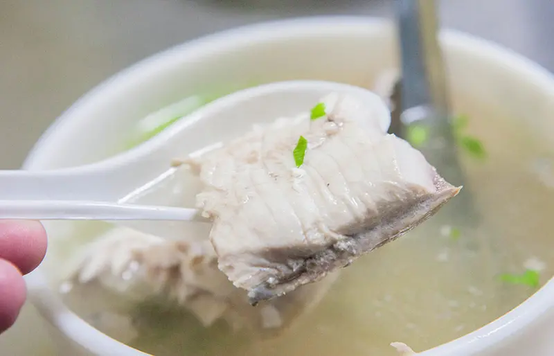 |食|台南小吃二十九 中西區 不顯眼的美味小吃店 阿忠漁粥