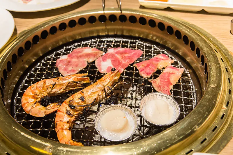 |食|台中西屯 一位難求的燒烤名店 屋馬燒肉町