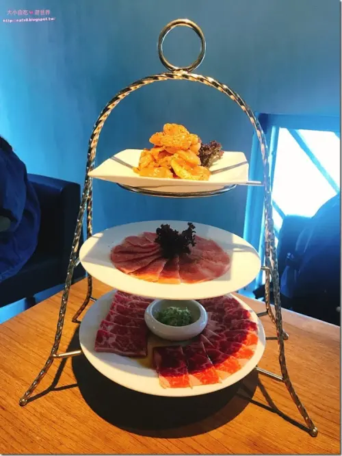 屋馬燒肉中港店-臺中西屯-臺中高人氣燒肉名店，不可錯過浮誇肉肉三層塔，建議一定要訂位
