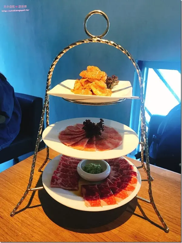 屋馬燒肉中港店-臺中西屯-臺中高人氣燒肉名店，不可錯過浮誇肉肉三層塔，建議一定要訂位
