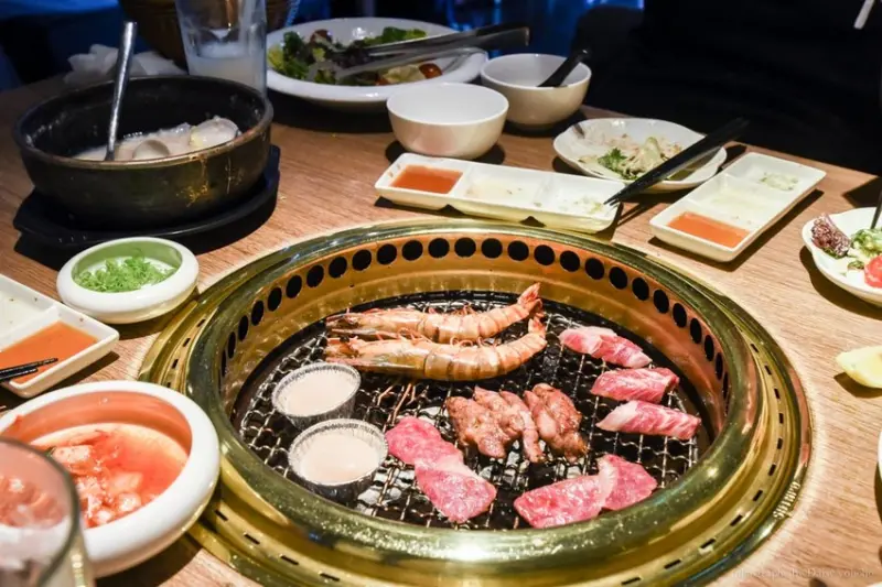 屋馬燒肉 中港店 | 台中燒肉界的第一把交椅！雞湯無限續、人氣燒肉店屋