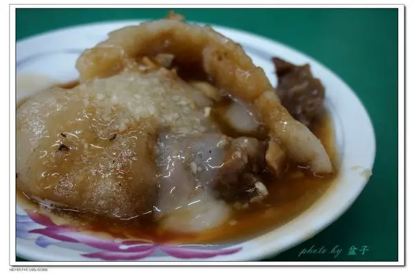 高雄前金區-蔡家東山肉圓麵線羹