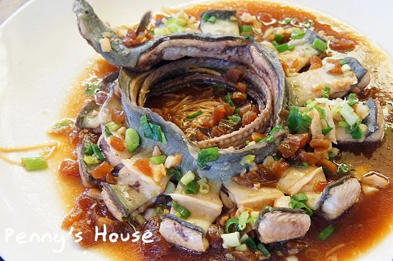 
【雲林餐廳】蔦松客棧  客制化美味的餐點加上藝術般的擺盤 ，一段返鄉的溫馨故事，我覺得老闆娘和我好像。
