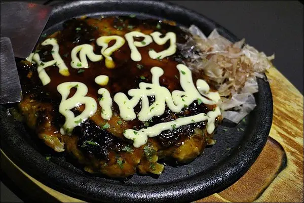 ﹝大安美食﹞旅‧東京鐵板小料理，用一份大阪燒換一段日本小旅行時光