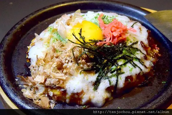 花花，甲飽沒【台北食記】旅東京 travel鐵板小料理 超好吃大阪燒 無雷餐廳隨便點都好吃啦！