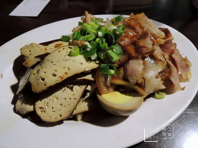 [捷運台北小巨蛋美食] Nash 吃 村子口 價格實在的眷村好口味