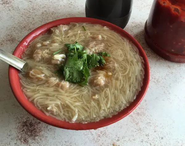 彰化遊老街吃王罔麵線糊，麵線糊真是好吃呀