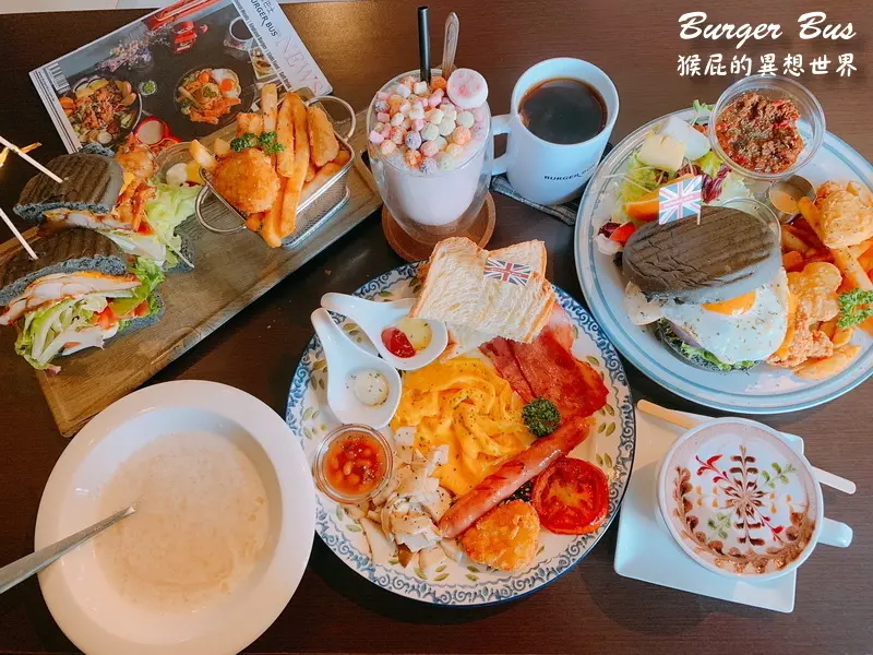 【台中美食】台中早午餐推薦Burger Bus漢堡巴士！在台中也能吃到英式早午餐！內有漢堡巴士菜單！近旱溪夜市！(台中市東區早午餐推薦、台中東區早午餐)
