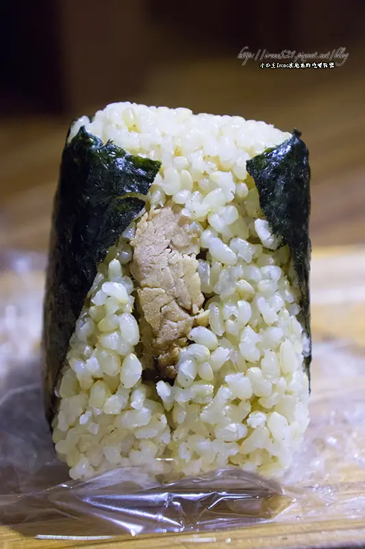 【台北松山區】來一顆熱呼呼的御飯糰，新鮮現做現吃．おむすひ米丸beimaru
