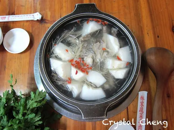 【台北美食推薦】林家蔬菜羊肉爐 天還不冷生意就超好的羊肉爐名店(小吃 火鍋 吉林路)