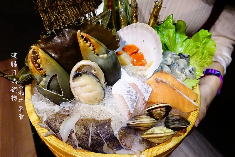 【台北頂級火鍋】璞膳日式鍋物&和牛專賣‧頂級火鍋桌邊服務！嚴選沙公、和牛小排│信義安和│