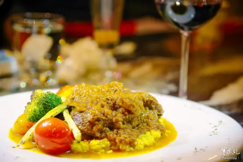 【中肯‧食記】仁愛圓環‧ Winona葡萄酒餐廳｜酒商直營創意歐風料理Lounge Bar‧在餐廳開紅酒也可以很優雅平價！