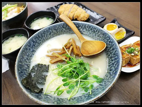 【台北市】「龍丼亭」日式拉麵丼飯專賣。平價美味的